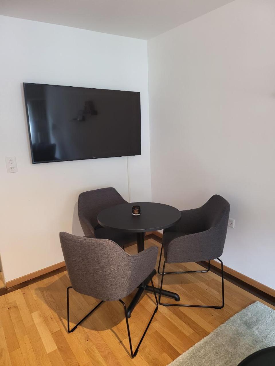 Stylish In The Heart Of By Airhome Apartment Zug