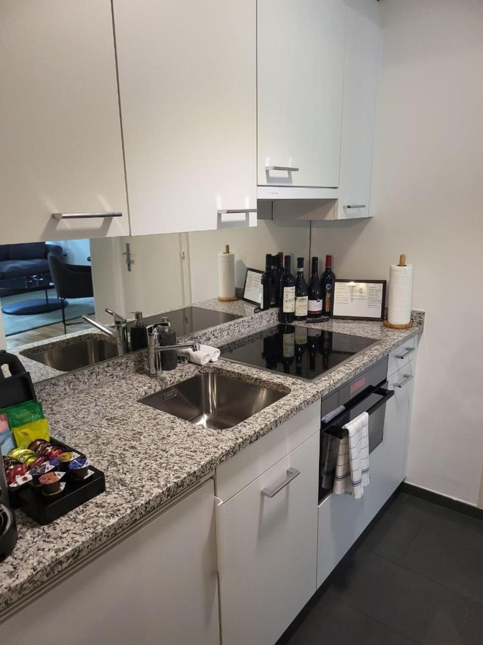 Stylish In The Heart Of By Airhome Zug